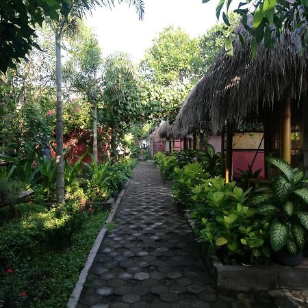 Lombok Sunset Hideaway Hotel Lembar  Exterior photo